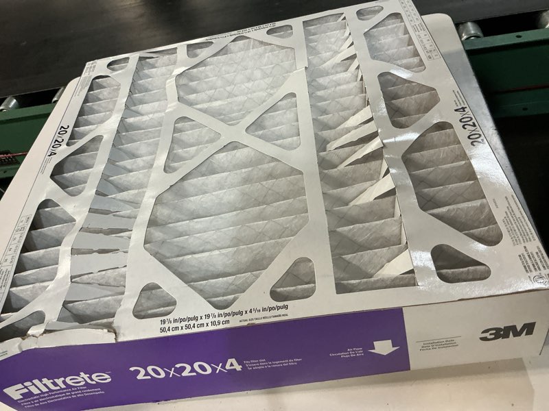 Condition photo showing Good Condition for filtrete 20 x 20 x 4 merv 12 1550 mpr allergen, bacteria and virus electrostatic pleated air filter