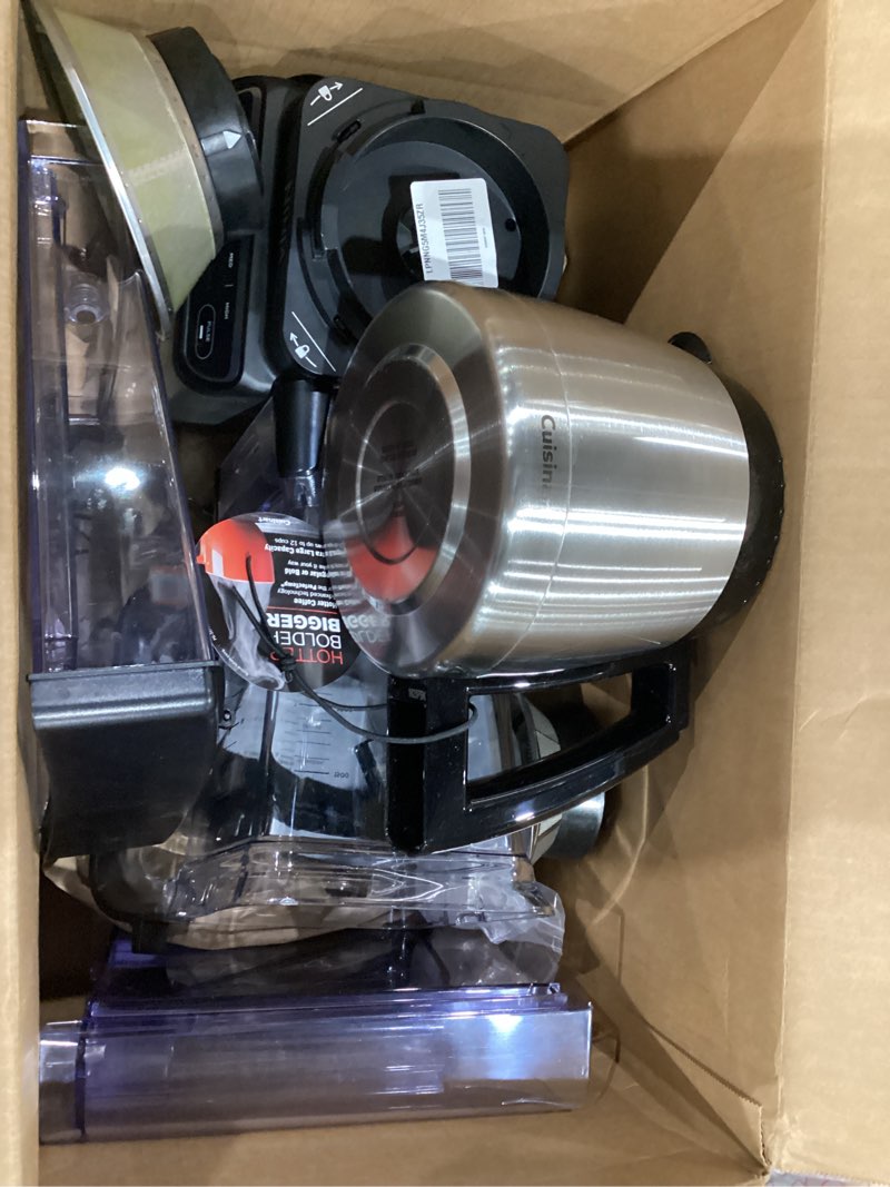 Miscillenious kitchen appliance pieces