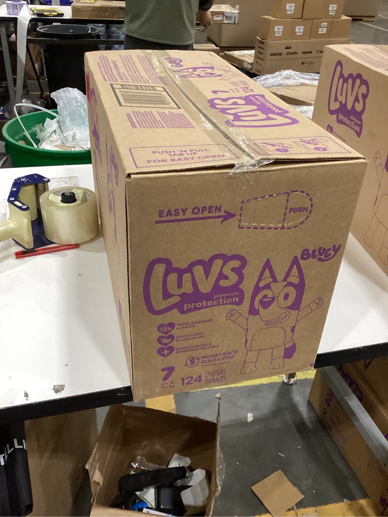 Luvs platinium protection triple leak protection 7, 124 pcs