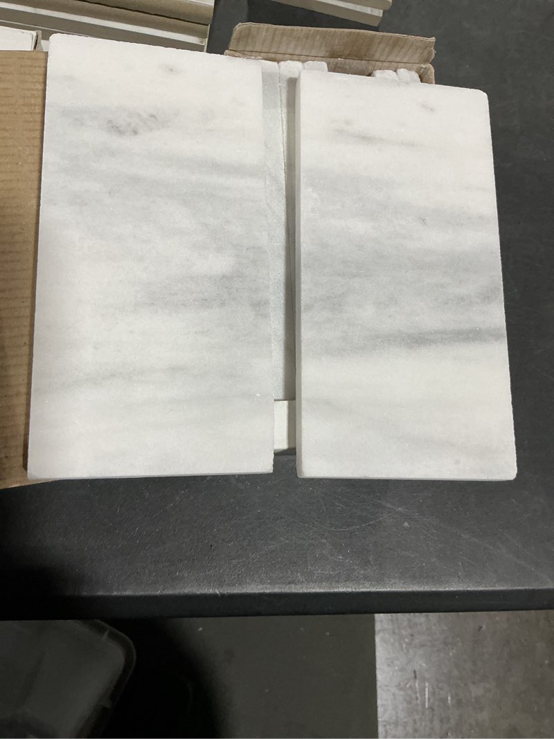 Condition photo showing Good Condition for Satori Venatino 3-in x 6-in Polished Natural Marble Subway Wall Tile ( 0.12-sq ft Piece ) Item #354384 (2 boxes- 8 tiles) 