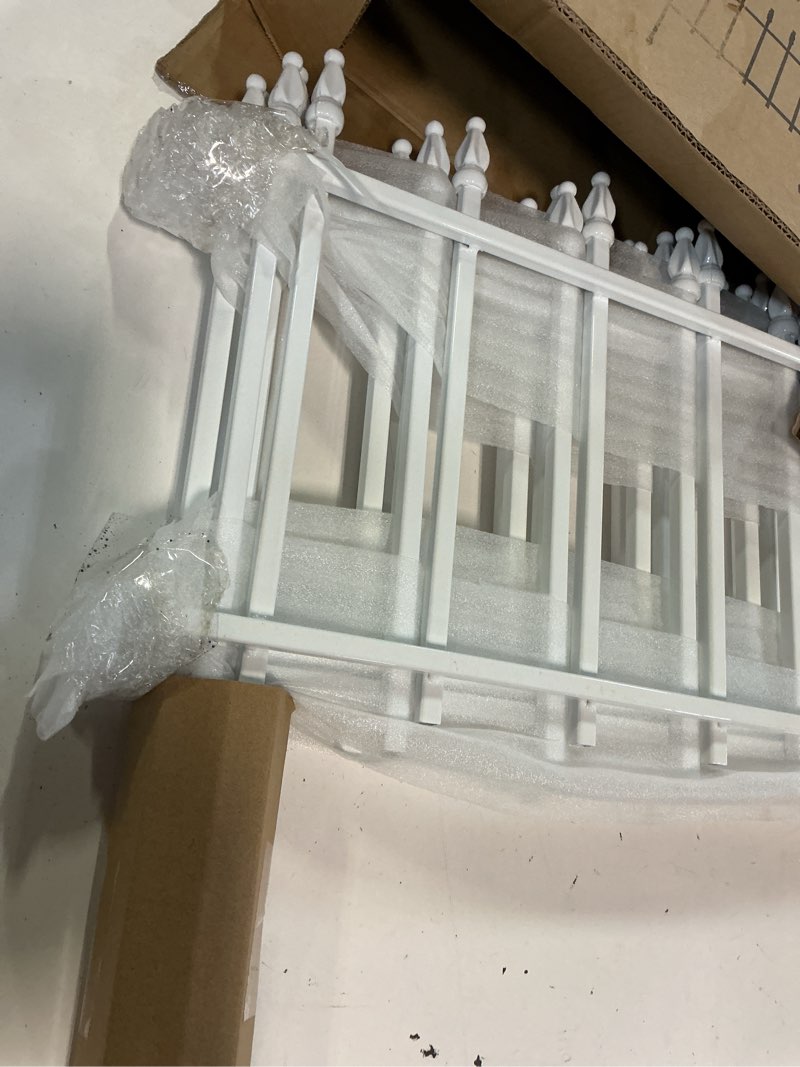 Condition photo showing Good Condition for thealyn metal decorative garden fence 22\" wide x 18\" high (5 panels, total length 9.17 feet), metal border folding fence, landscape fencing for flower bed, yard, animal barrier 18? h x 9.17 ft (5 panels)  white