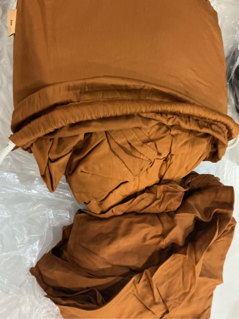 Condition photo showing As Is for bamboo sheet set, king, terracotta