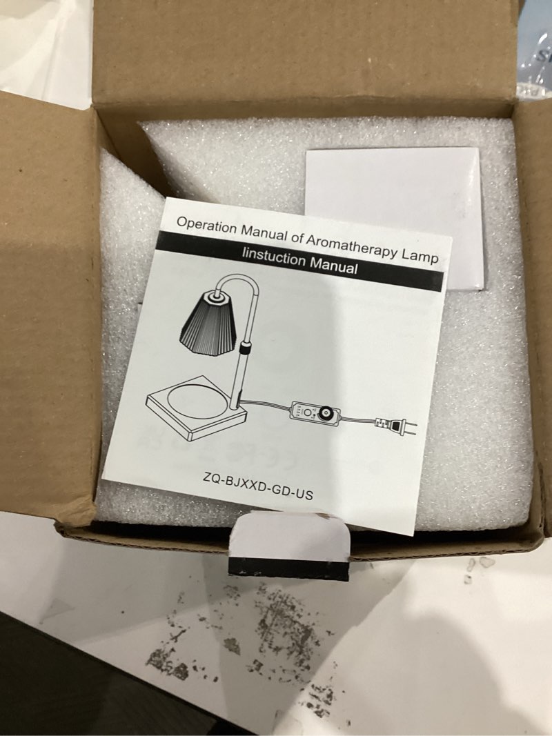 Condition photo showing Good Condition for Candle Warmer Lamp with Timer, Dimmable Candle Warmer for Home Decor, Birthday Gifts for Women, Adjustable Height Wax Melt Warmer with 2 Bulbs