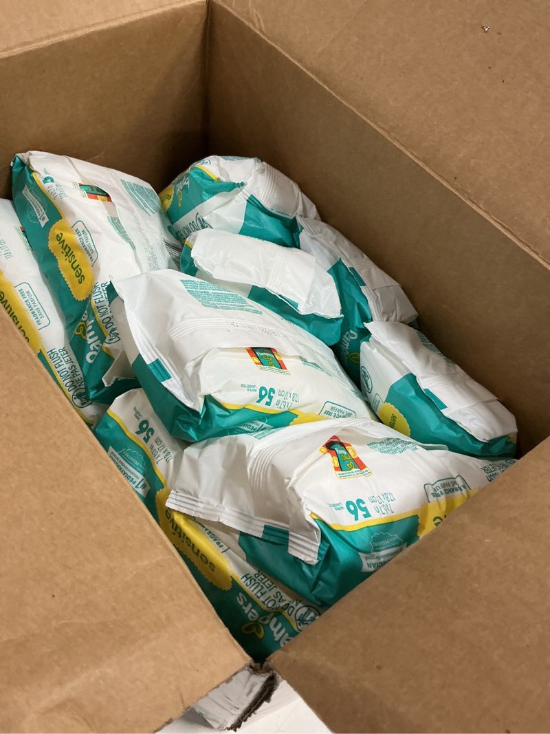Condition photo showing New/Like New for pampers sensitive baby wipes, water based, clinically proven, hypoallergenic, and unscented for babies, 1008 wipes total (18 flip-top packs) [packaging may vary] 56 count (pack of 18)