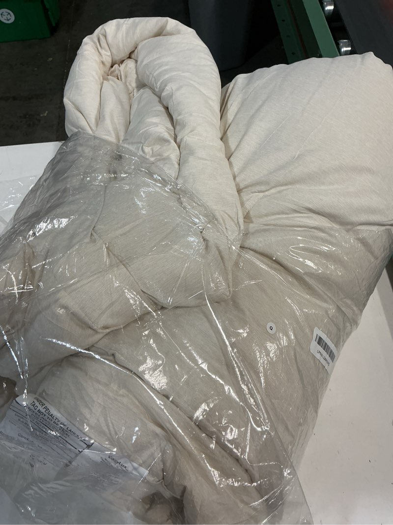 Condition photo showing Good Condition for CozyLux Beige Queen Comforter Set, 3 Pieces Boho Solid Breathable Quilted Style Bedding Sets, Luxury Fluffy Soft Bed Set with Down Alternative Comforter for All Season (1 Comforter & 2 Pillowcases)