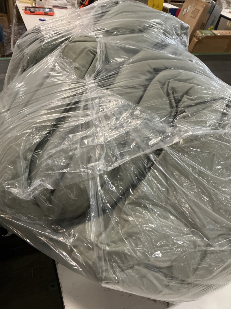 Condition photo showing Good Condition for organic cotton sateen comforter, king/cal king, dried sage
