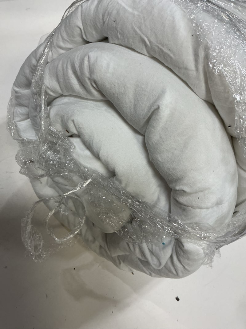 Condition photo showing As Is for Bedsure King Comforter - Comforter King Size for All Season, Ultra-Soft Down Alternative & Prewashed Duvet Insert with 4 Tabs - Machine Washable, White, 90x102 Inches White King