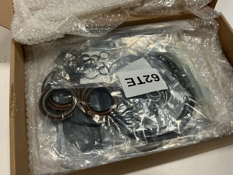 Condition photo showing Good Condition for transmission master overhaul rebuild kit 62te compatible with dodge ram 200 routan pacifica 2008-up after-market parts