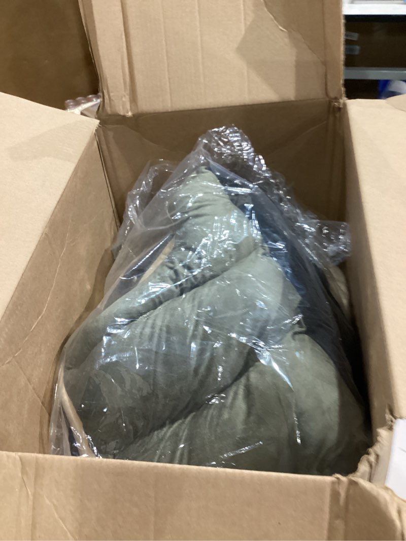 Condition photo showing As Is for Armarkat Cat Bed, Laurel Green and Beige