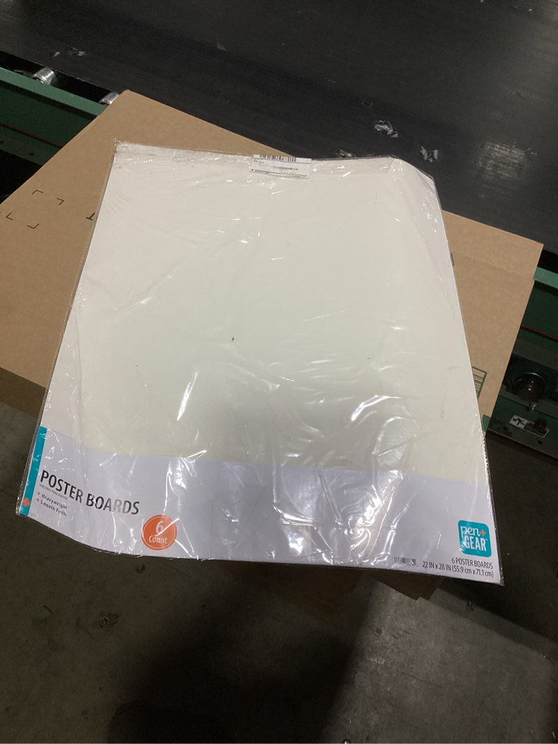 Condition photo showing Good Condition for pen+gear heavyweight white poster board, 22 in x 28 in, 6 count