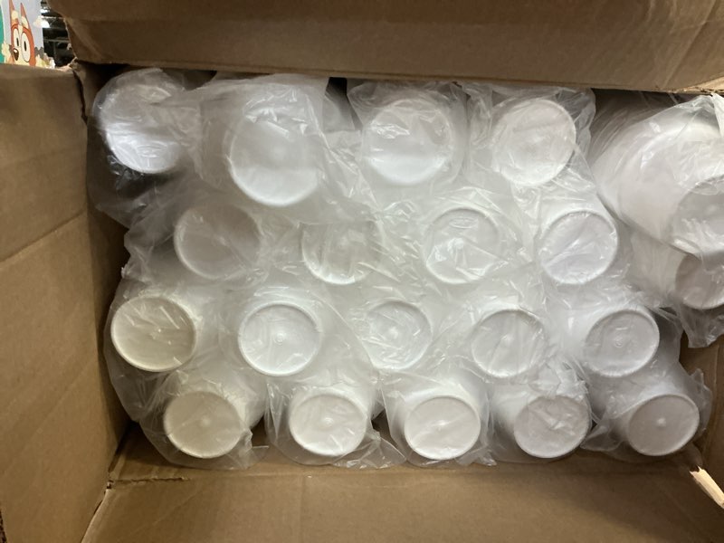 Condition photo showing Good Condition for dart 12sl translucent straw slotted lid (case of 1000), 12 oz