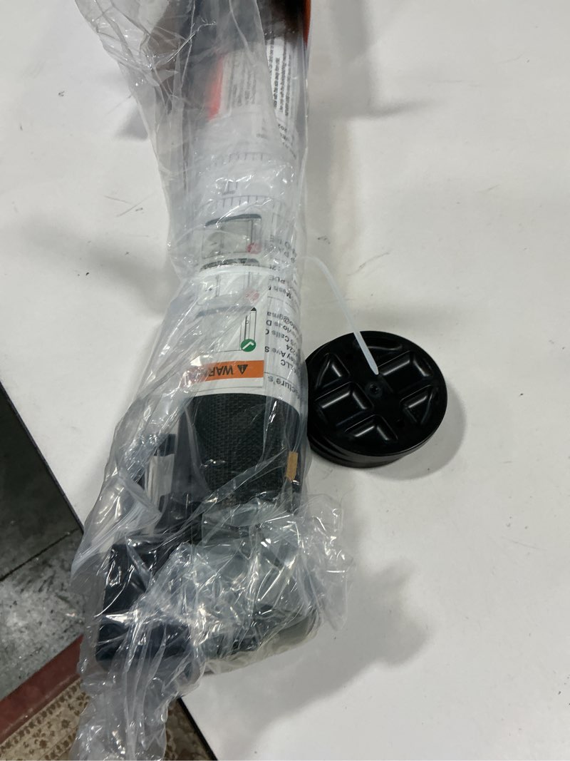 Condition photo showing Good Condition for Veraste Retractable Baby Gate for Doorways and Stairs, Mesh Safety Gate for Pet, Indoor & Outdoor Us