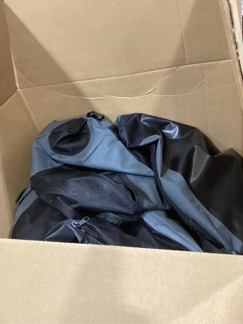 Condition photo showing New/Like New for 36 Inch Soft Dog Crates, Portable Travel Crate for Large Dogs, 3-Door Foldable Soft Kennel with Mesh Windows for Indoor & Outdoor Travel, with Blanket and a Foldable Bowl 36.0"L x 25.0"W x 25.0"H Blue-L