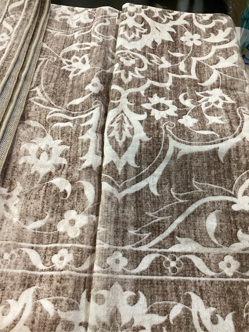 Condition photo showing New/Like New for soalmost 6x9 area rugs for living room, stain resistant neutral washable rugs for bedroom, floral vintage non-slip soft throw carpet for dining room farmhouse (light brown, 6'x9') 6' x 9' (rectangular) light brown