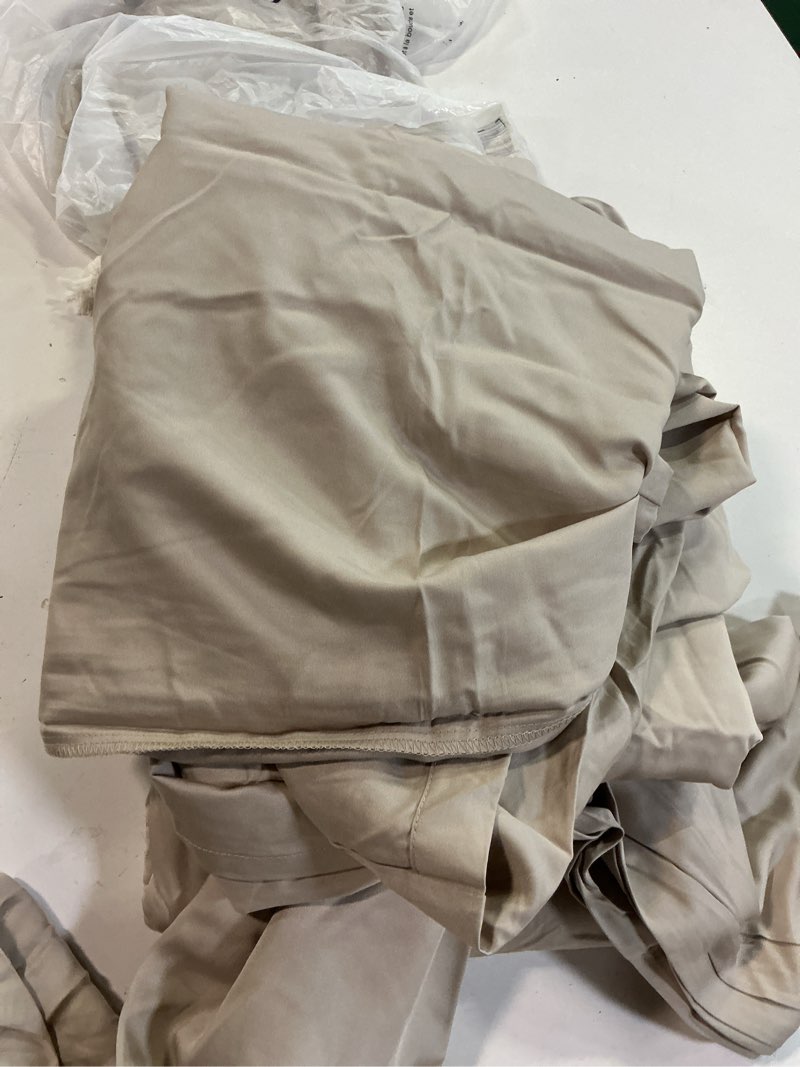 Condition photo showing Good Condition for quince bamboo sheet set 4 pcs   king  sand