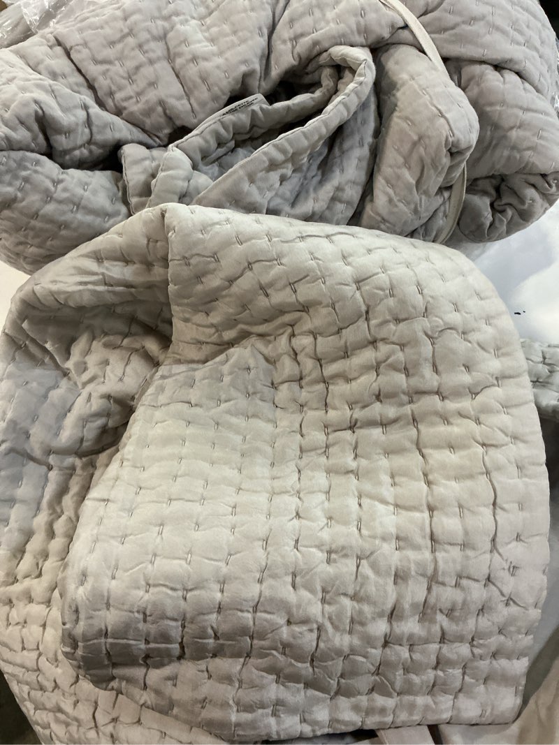 Condition photo showing Good Condition for quince european linen cotton stitch quilt set king/cal king
