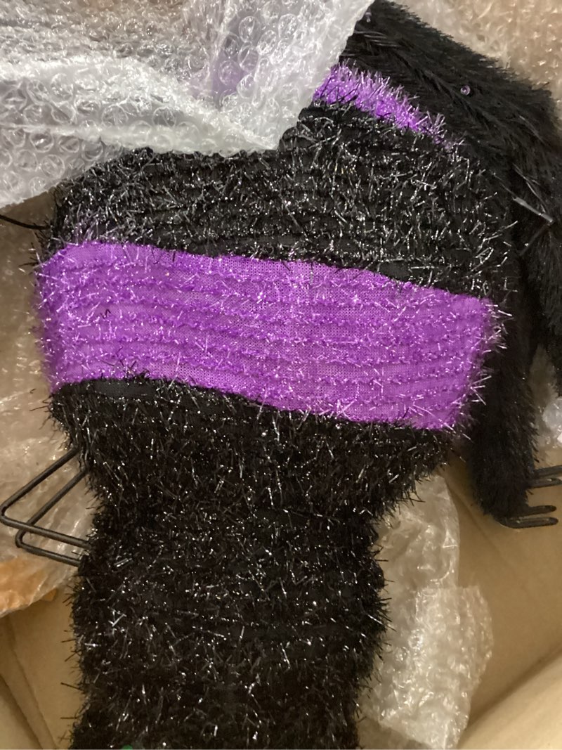 Condition photo showing New/Like New for Light up halloween spider