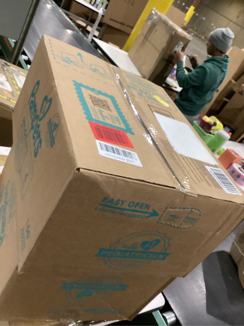 Condition photo showing New/Like New for Pampers Swaddlers Diapers Size 4  150 Count (Select for More Options)