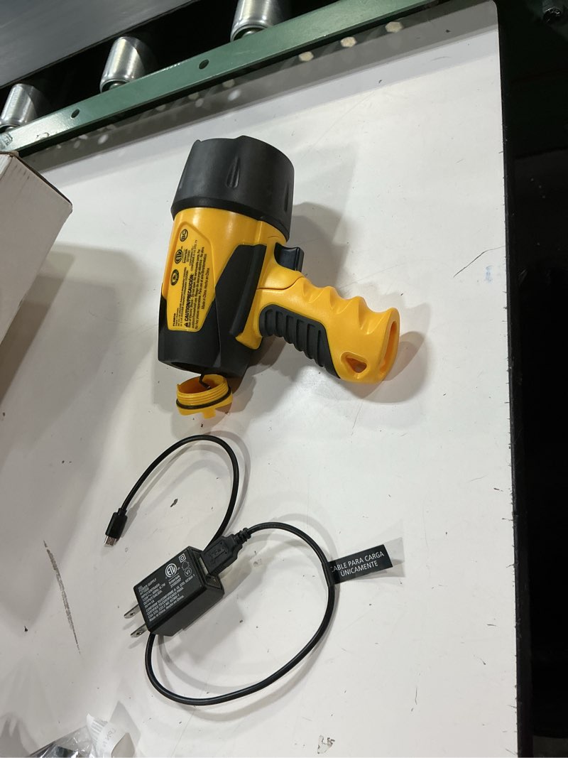 Condition photo showing As Is for stanley fatmax fl5w10 rechargeable 600 lumen lithium ion waterproof led spotlight flashlight