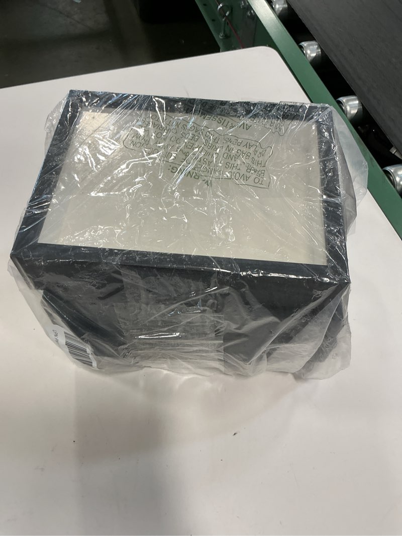 https://lotting-media.assets.bidfta.com/lotting_bcaf56fb-9895-4161-a1c6-66dfef0cf91a
