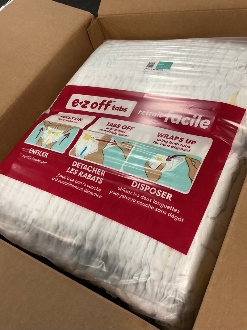 Condition photo showing New/Like New for pampers diapers - swaddlers 360° - size 3, 156 count, up to 100% leakproof comfy dry fit, designed for easy changes, pull on baby diaper (packaging may vary) size 3 156