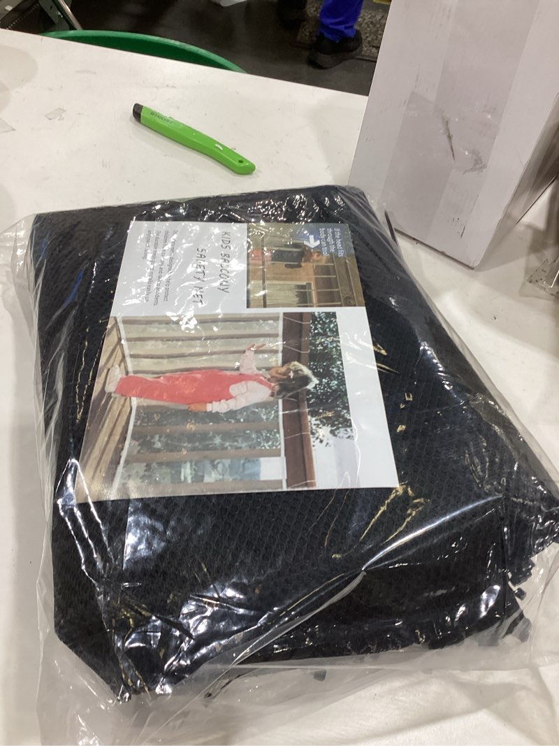 Condition photo showing Good Condition for kids balcony safe net