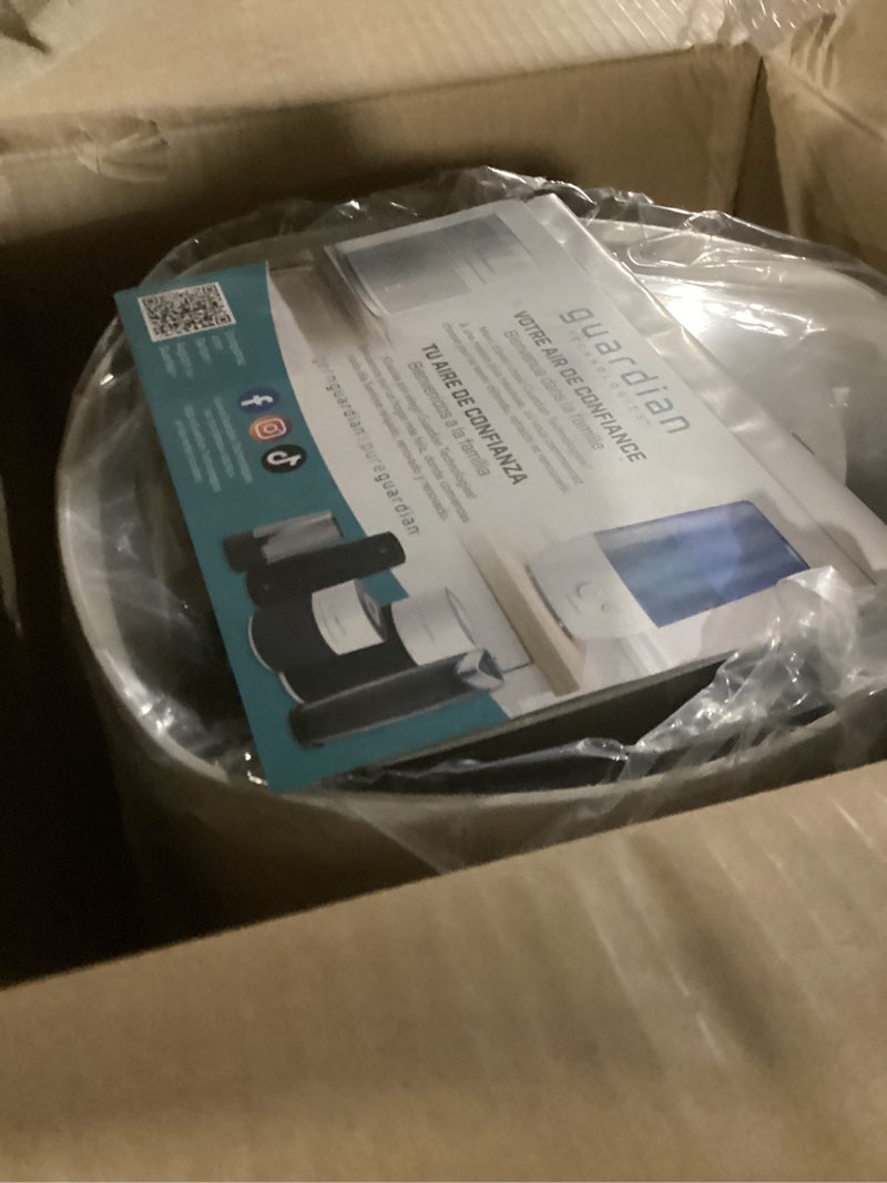 Condition photo showing New/Like New for germguardian airsafe+ xl air purifier for home, 360° true hepa filter, uv-c light, air quality monitor, for large rooms up to 1680 sq ft, removes smoke, dust & pet dander, gray/white, ac3200 white and gray
