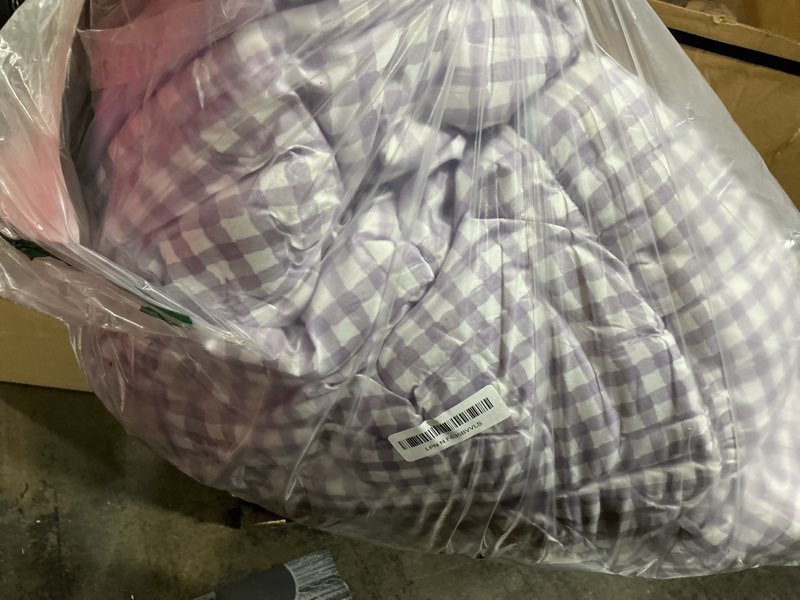 Condition photo showing Good Condition for great bay home twin/twin xl quilt set - 2-piece gingham printed rusched bedding set - soft, lightweight, all-season bedspread (purple)
