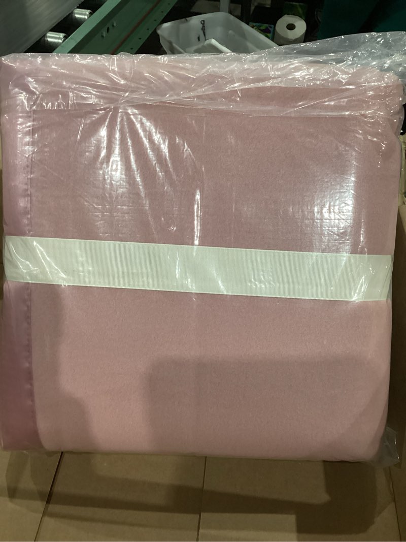 Condition photo showing Good Condition for oakridge satin fleece blanket, full/queen, twin or king size – 100% polyester lightweight fabric, rose full queen rose