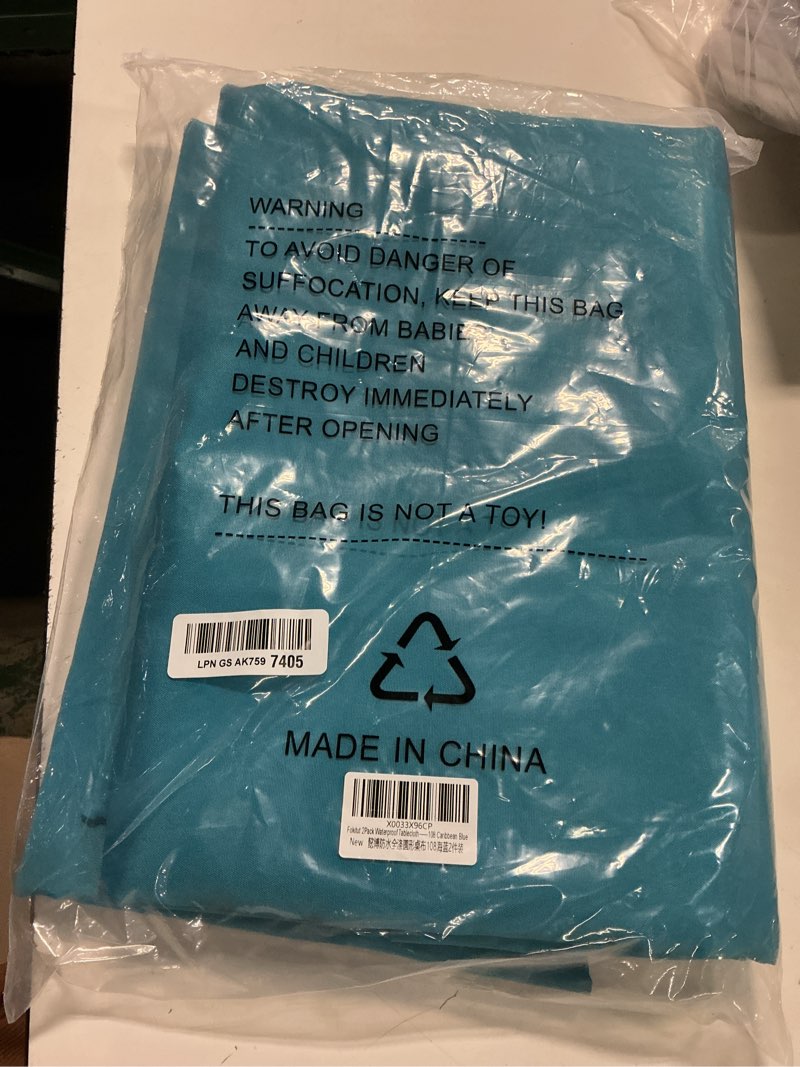 Condition photo showing New/Like New for fokitut 2 pack waterproof round tablecloth, 108 inch, stain resistant and wrinkle polyester table cloth, fabric table cover for kitchen dining, wedding, party, holiday dinner-caribbean blue caribbean blue round-108''-2pack