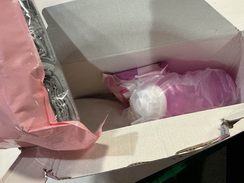 Condition photo showing Good Condition for postpartum essentials kit - peri bottle,perineal ice packs,perineal healing foam,disposable underwears,cooling pad liners,bath salts,canvas bag,card,postpartum gifts for mom