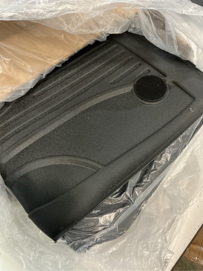 Condition photo showing Good Condition for 2014-2017 2018 x5 floor mats: aomsazto all weather floor mats & cargo liner compatible with bmw x5 (f15) 2014-2018 | all season guard x5 accessories anti-slip floor mats cargo liner trunk set x5 2014-2018 floor mats & cargo liner