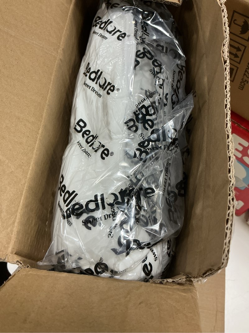 Condition photo showing New/Like New for bedlore twin xl mattress topper viscose derived from bamboo, thick pillow top mattress pad with deep pockets for 6-15 inches mattress, soft mattress topper college dorm size for back pain relief 1 white twin xl
