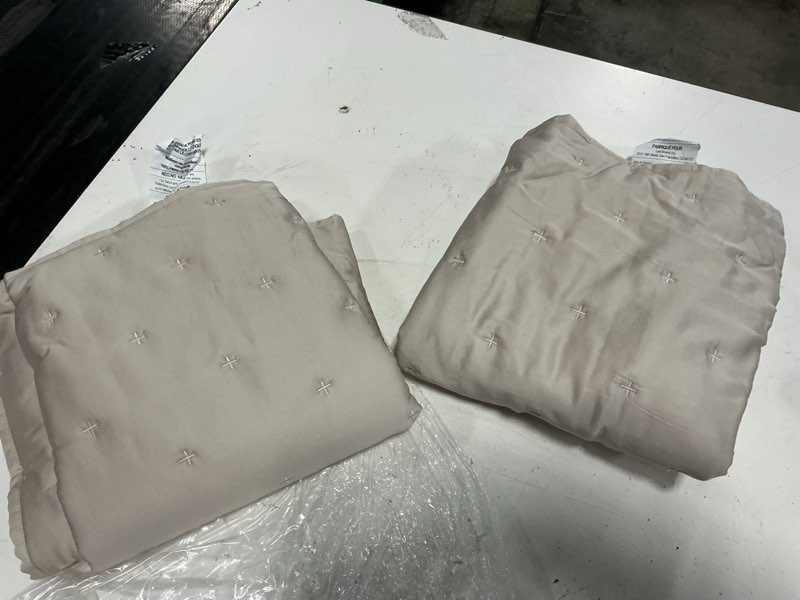 Condition photo showing Good Condition for bamboo dream quilted sham set, king/cal king, sand ( 2 pillow  cover
