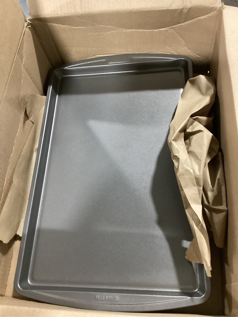 Condition photo showing Good Condition for goodcook everyday nonstick steel baking sheet, 17 x 11-inch, gray