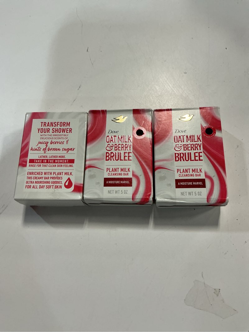 Condition photo showing New/Like New for Dove Plant Milk Cleansing Bar Soap Oat Milk & Berry Brulee Moisture Marvel 3 Count for Moisturized Skin Gentle Cleanser, No Sulfate Cleansers or Parabens, 98% Biodegradable Formula 5 oz Oatmilk & Berry Brulee 1.25 Ounce (Pack of 4)