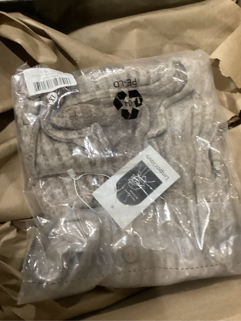 Condition photo showing New/Like New for womens relaxed fit tunic tops,short sleeve v neck ribbed knit shirts,flowy summer blouse for leggings small oatmeal heather