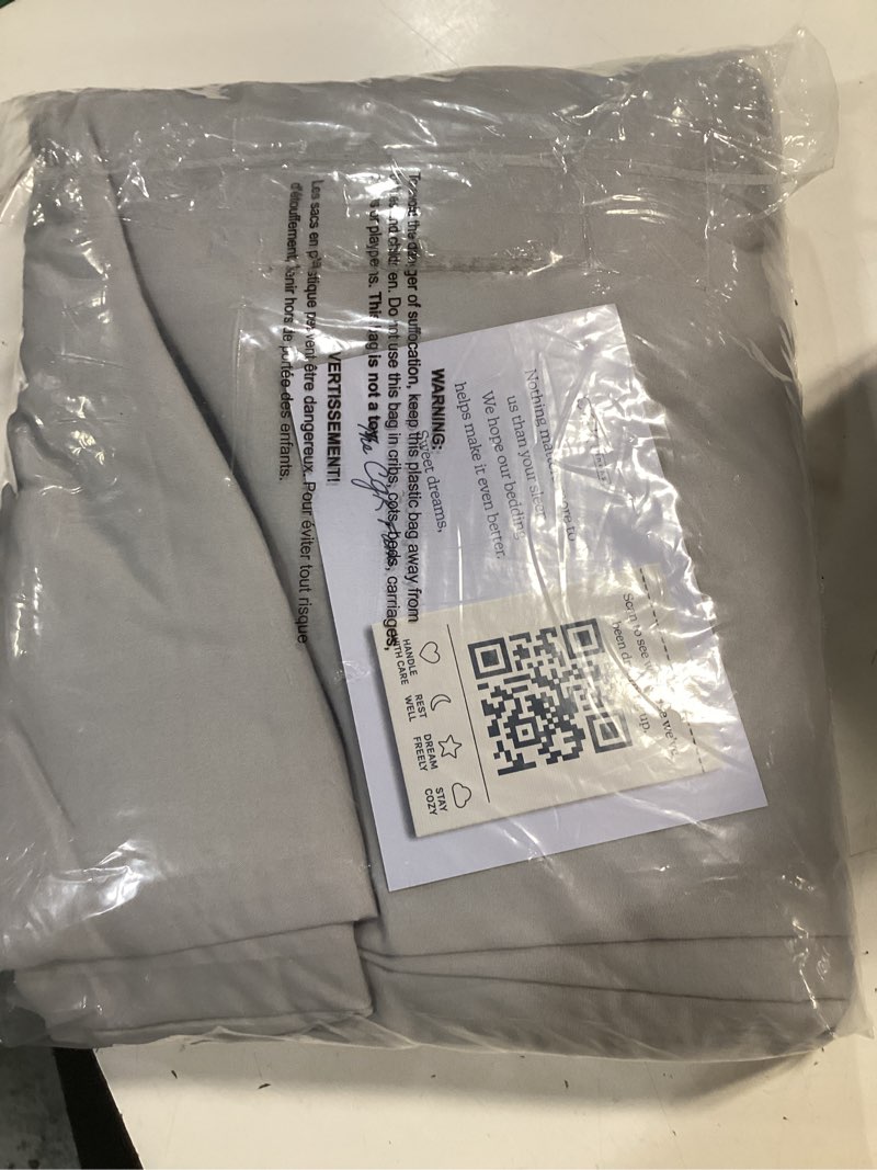 Condition photo showing Good Condition for duvet cover super queen size set - extra soft super queen duvet cover with 2 pillow shams - hotel luxury, easy care & fade free with zipper closures & ties - comfy, cozy & breathable (french grey) 04 - french grey (no comforter) super queen (98x90)