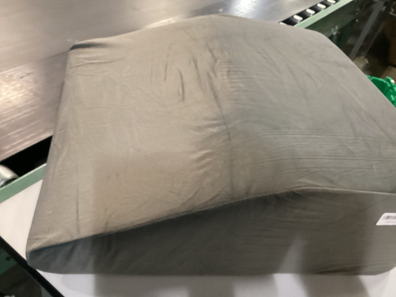 Condition photo showing Good Condition for Bedluxe Leg Elevation Pillows, Leg Pillows for Sleeping, Cooling Gel Memory Foam Top, Wedge Pillow for Legs, Leg Wedges for Circulation, Swelling, After Surgery - Removable Cover (8 Inch, Dark Grey) 22*24+8 Dark Grey