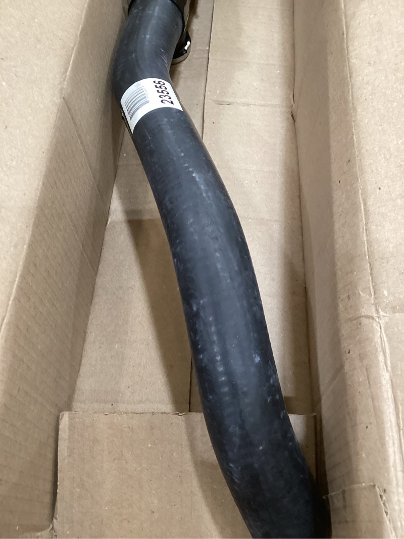 gates 23556 upper radiator hose