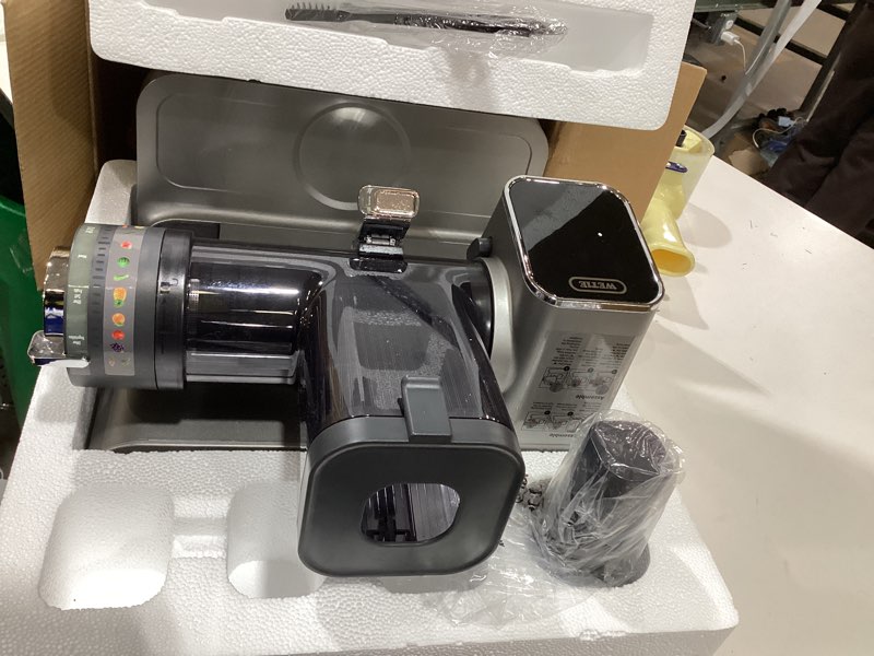 Condition photo showing Good Condition for WETIE Cold Press Juicer, Powerful Juicer Machines with Adjustable Juicing Pressure, 99% High Juice Yield, Quiet Slow Masticating Juicer with Touch Screen, 3.54'' Feed Chute, Easy to Clean with Brush