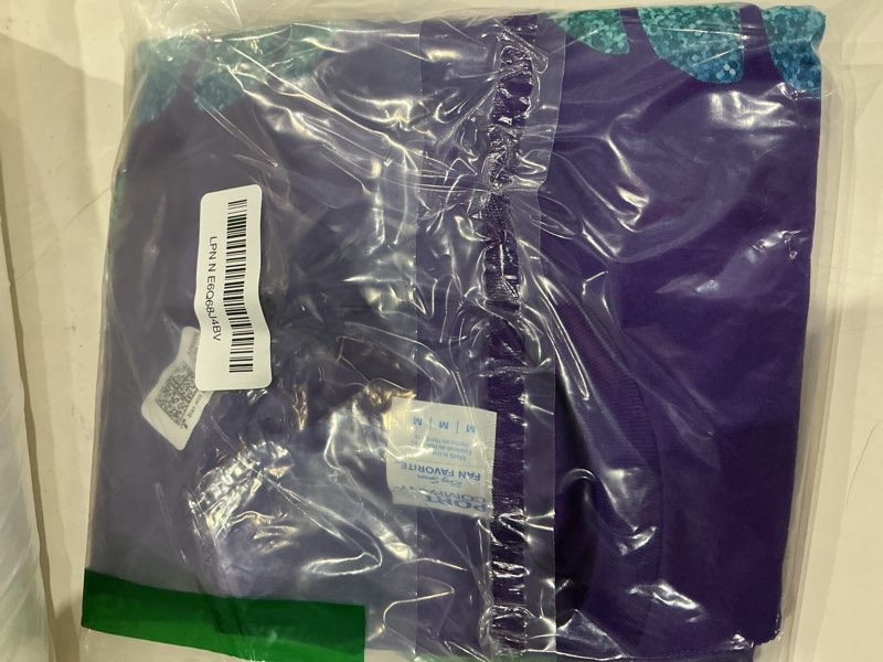 Condition photo showing Good Condition for mermaid sea shell bra costume t-shirt