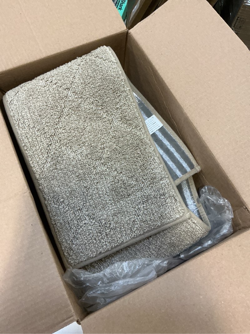 Condition photo showing Good Condition for COSY HOMEER Edging Stair Treads Non-Slip Corner Indoor Stair Runners for Wooden Steps,Landing Slip Resistant Stair Rugs Mat for Kids and Dogs,100% Polyester TPE Backing,Beige,30x30 inch