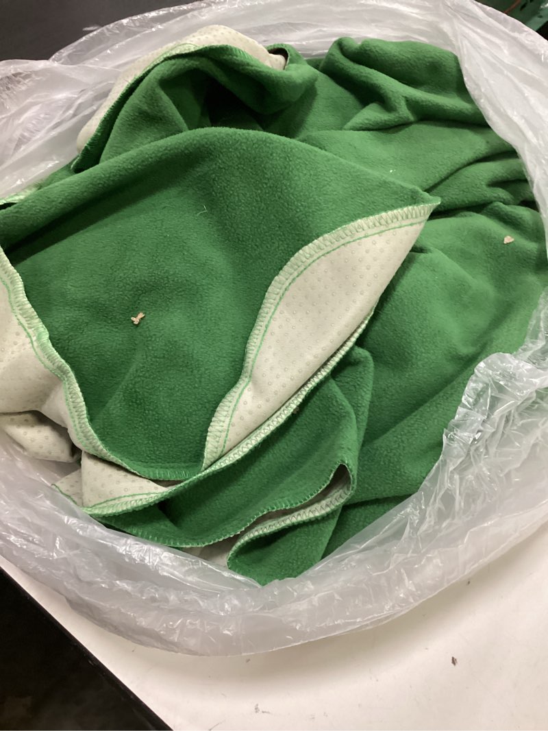Condition photo showing As Is for invenho washable pee pads for dogs 72"x72" reusable dog pads extra large upgrade non-slip dog pee pads heavy absorbency puppy pee pads quick dry whelping pads/waterproof puppy training pad grass green 72x72 inch (pack of 1)