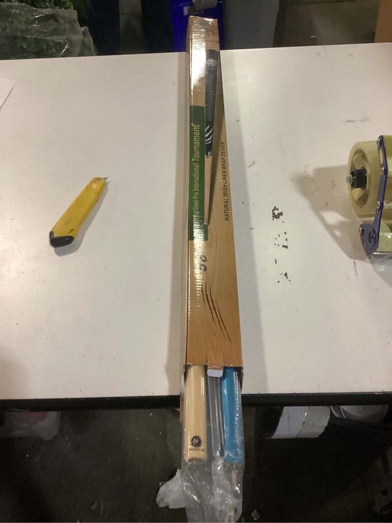 Condition photo showing New/Like New for Pool Cues Set of 2, Perfect Pair of 58" 2-Piece Canadian Maple Billiard Sticks with Ergonomic Grip, 13mm Tip & Chalk, Home Bar Pool Stick in 2 Colors for Adults Red+Blue