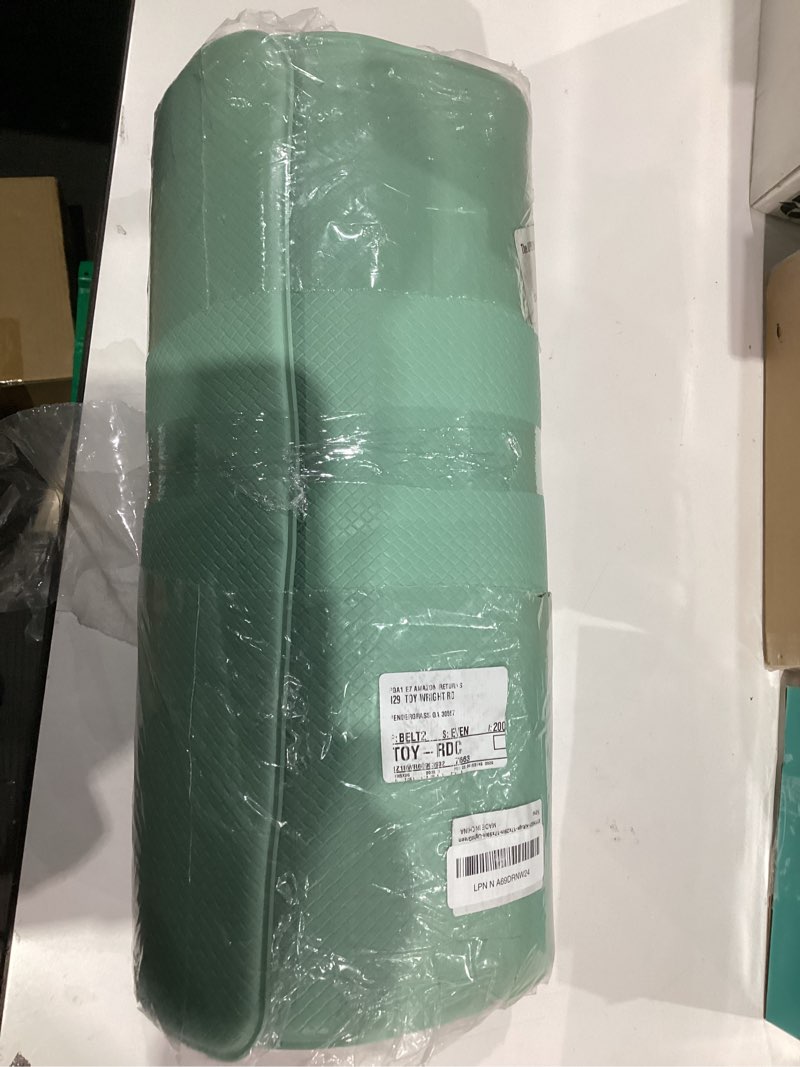 Condition photo showing Good Condition for AUTODECO Kitchen Mats and Rugs Set of 2 - Cushioned Anti-Fatigue Kitchen Rug for Floor Washable 17"x29" +17"x59", Light Green Lightgreen 17''x29''+17''x59''