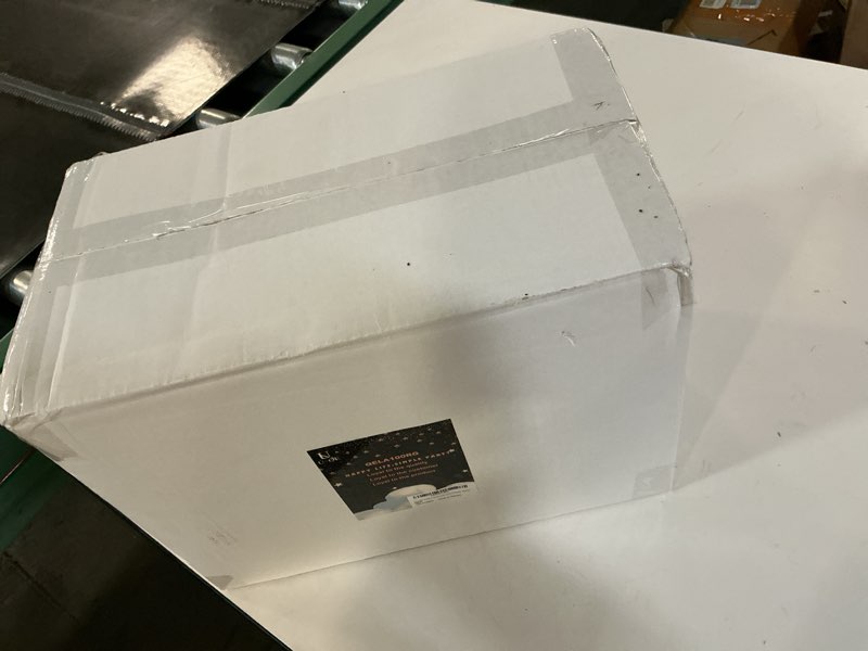 https://lotting-media.assets.bidfta.com/lotting_bd52048f-141c-438e-bb0a-2fda3fe1be3d