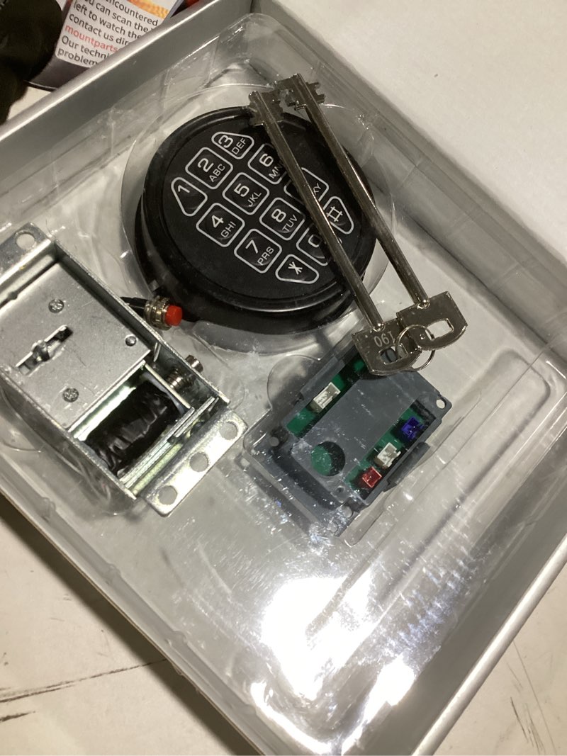 Condition photo showing Good Condition for high security electronic safe lock replacement keypad with solenoid lock & 2 override keys, fit safe box and more solenoid with override keys