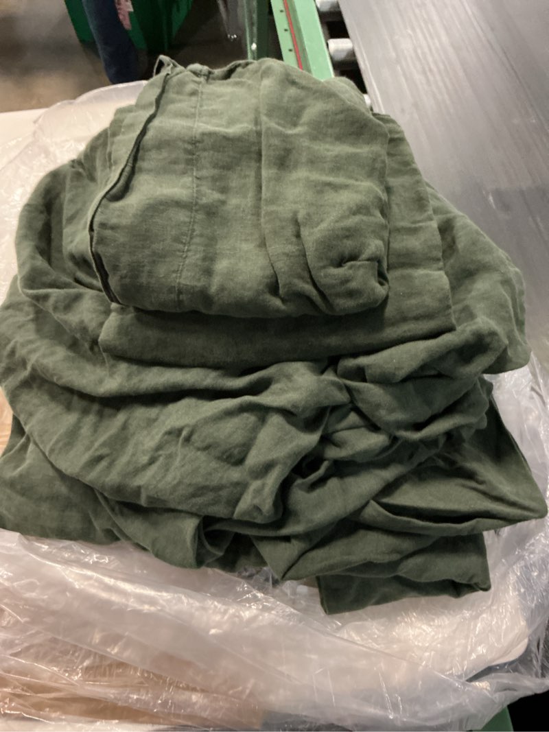 Condition photo showing As Is for european linen sheet set, full, pine