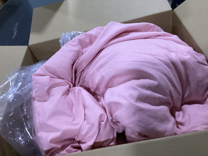 Condition photo showing Good Condition for weigelia Super-Soft Micorfiber Comforter Set - Queen Size Blush Pink Lightweight Warmth Comforter for All Season Use, Machine Washable Pink Bedding Set (1 Comforter, 2 Pillowcases) Queen Blush